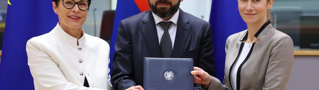 © European Council, 2026, photo by Frederic GARRIDO-RAMIREZ (EU-Armenia Partnership Council - December 2025, Presentation of signed Strategic Agenda.)