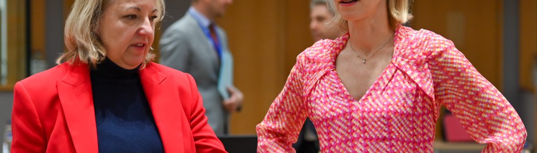 © Polish presidency of the Council of the EU (Brussels, 20 May 2025. Foreign Affairs Council (Defence) with 
Agnieszka Bartol and Kaja Kallas.)